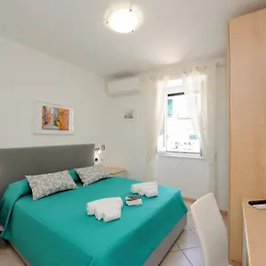 https://lancora-di-amalfi.hotels-amalfi.com
